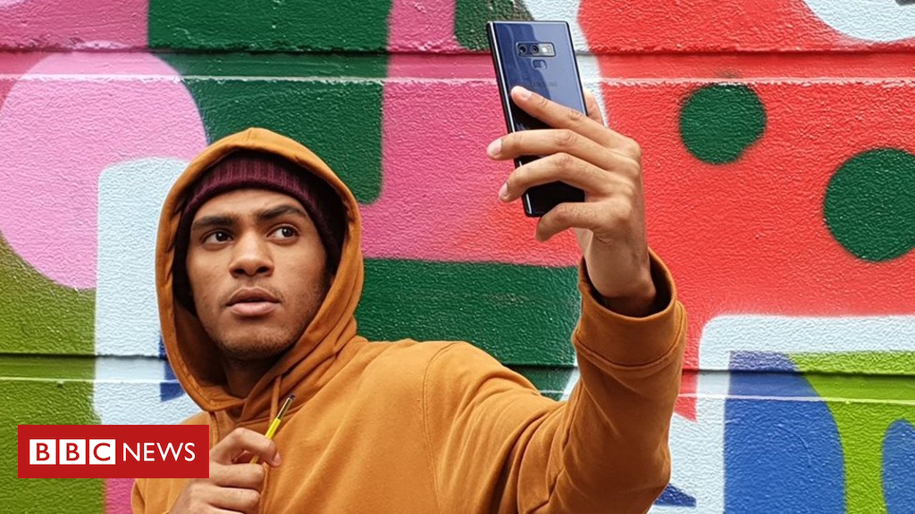 Samsung Galaxy Note 9 alerts users to bad photos