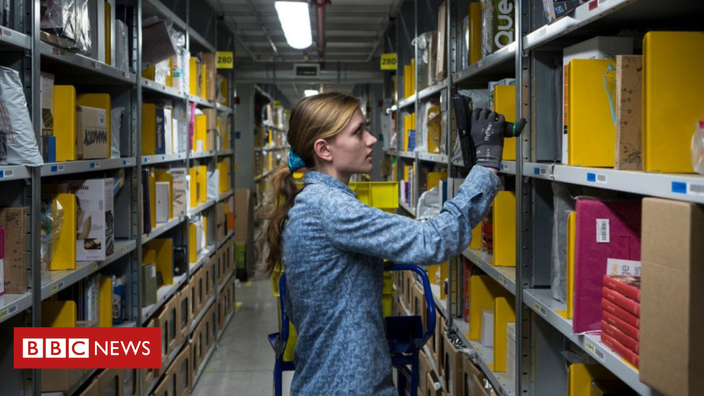 Amazon's one-day delivery ad banned as 'misleading'